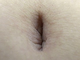 300人のへそ　サンプル画像02